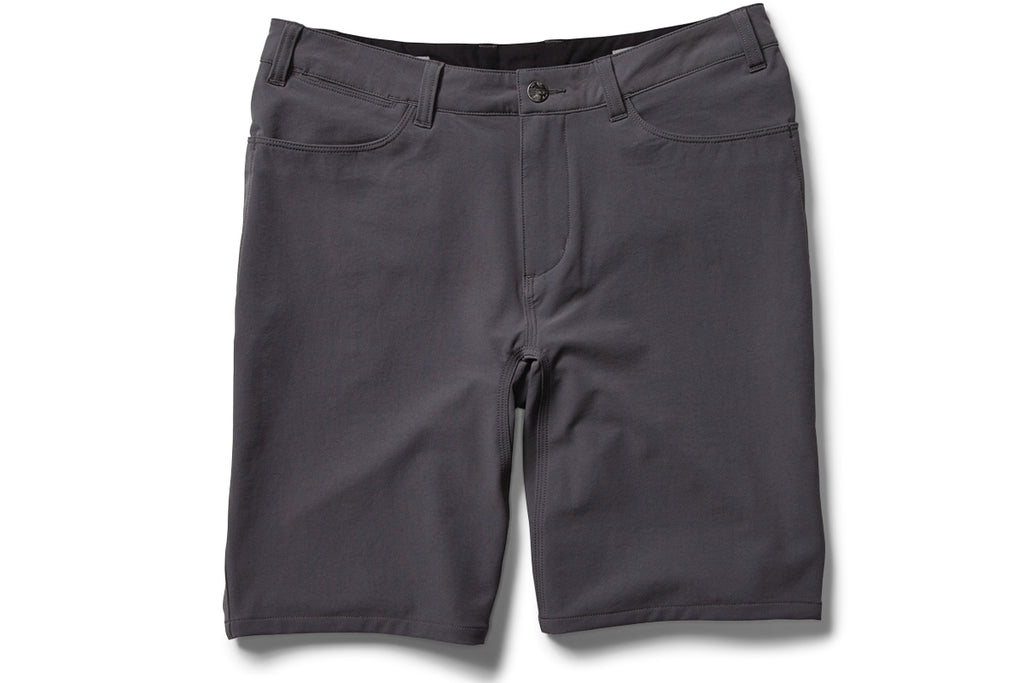 flat shot of the TRANSVERSE trouser shorts in grey